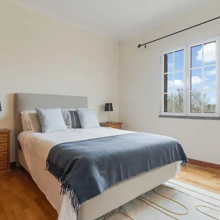 Yellow House Dom wakacyjny *