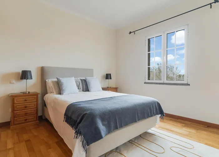 Yellow House Casa de Férias *