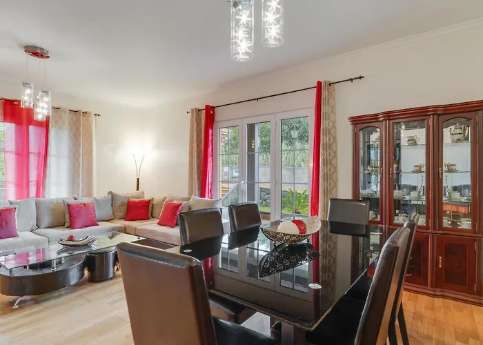 Casa de Férias Yellow House